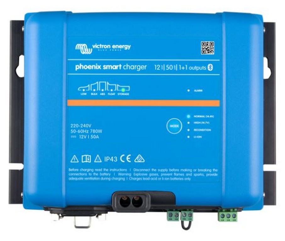 Phoenix Smart IP43 Charger 12/50(1+1) 120-240V